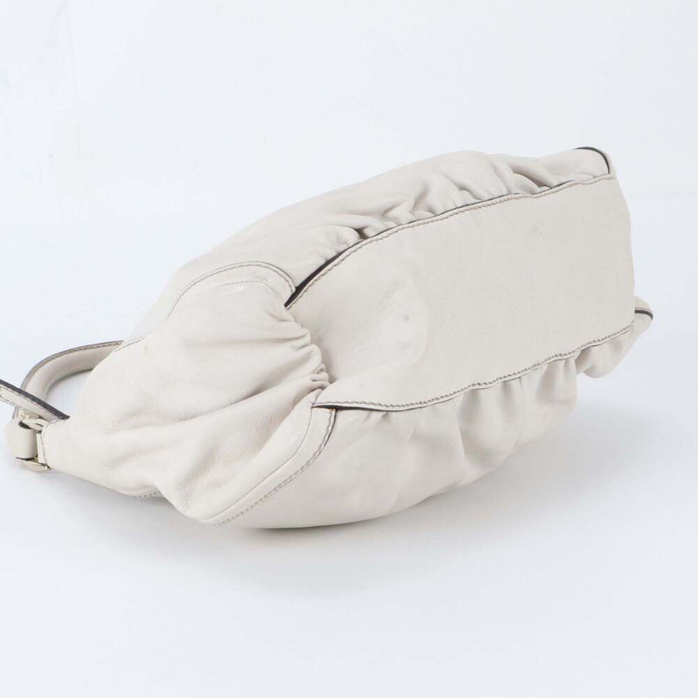 GUCCI White Leather Shoulder Bag - Picture 5 of 10